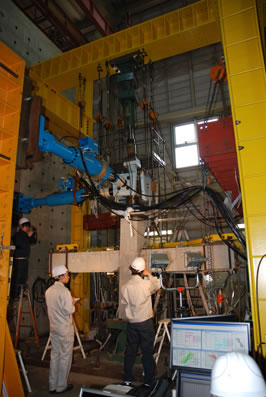 PRC interior beam-column joint test