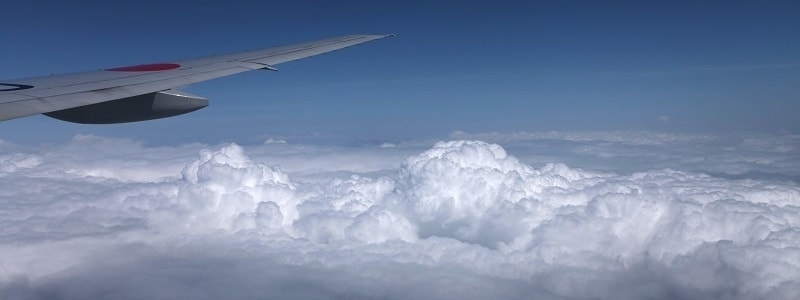 cloud_plane.jpg